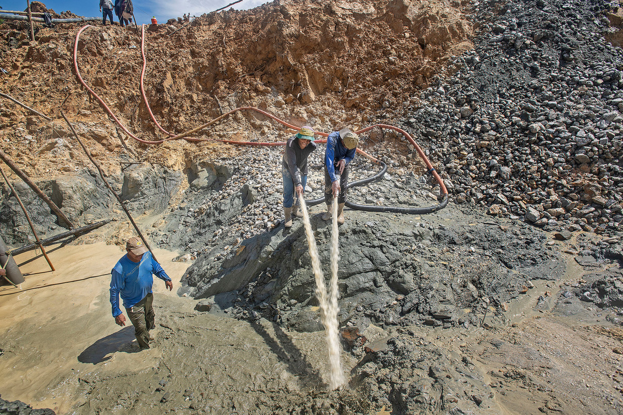Stuwmeer Suriname vergiftigd met cyanide, woede richt zich op illegale