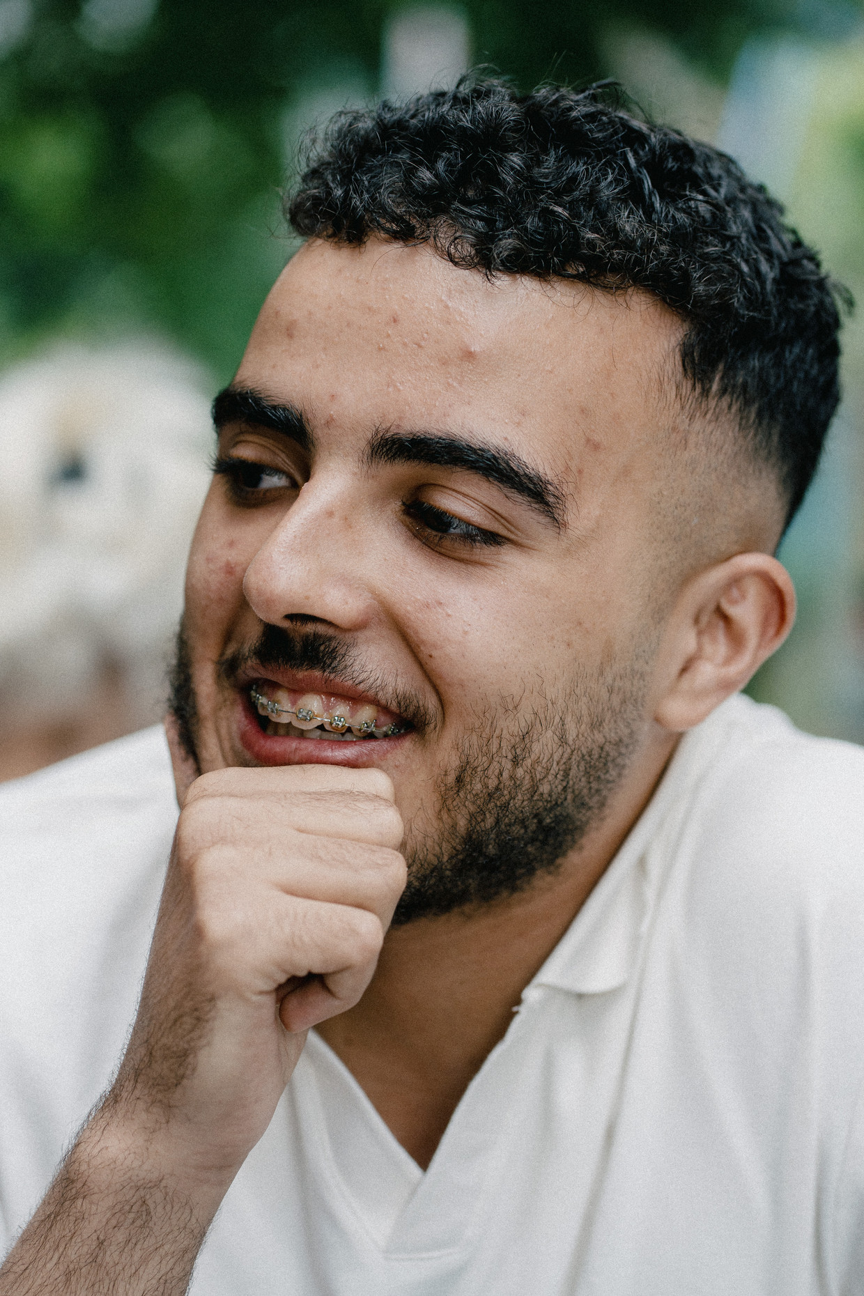 Jeugdraad-voorzitter Amir Bachrouri: ‘Naast me in de klas zat een ...