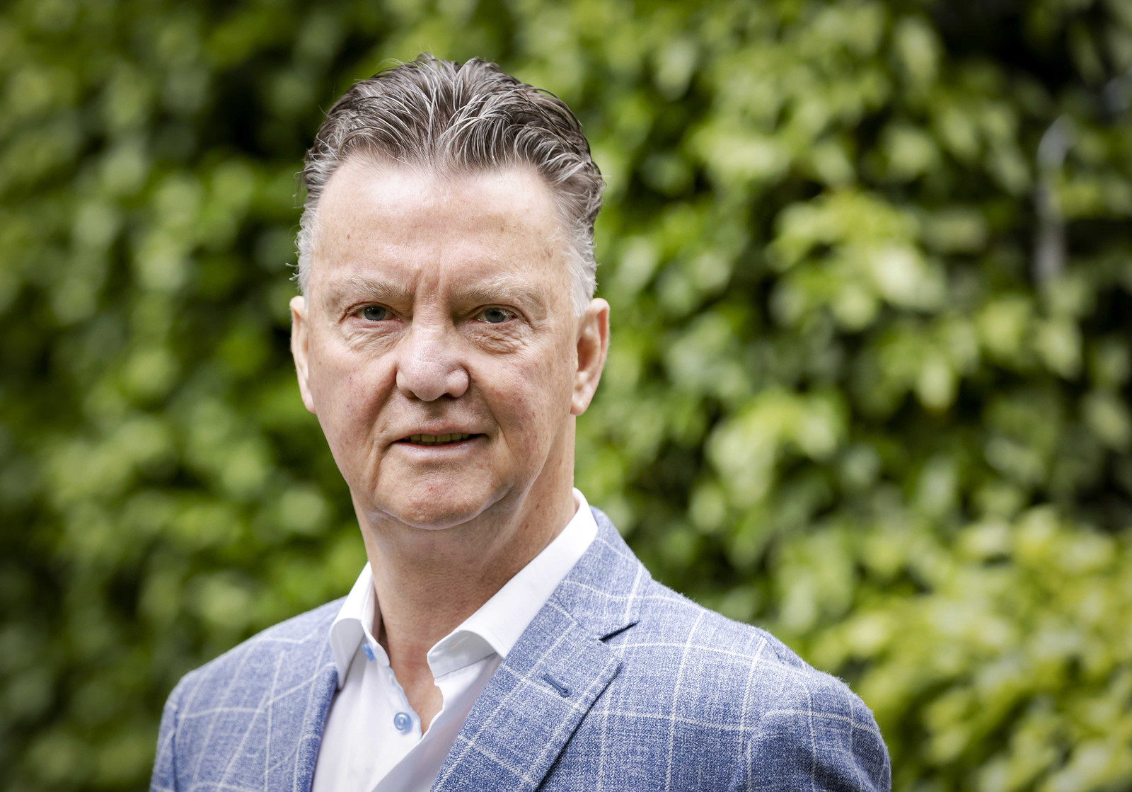 Louis van Gaal ‘Ik schaam me er niet voor dat ik mijn dochters zo nu en dan een tik op de