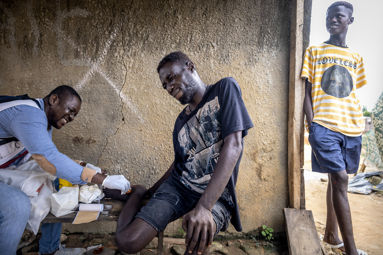 Hoe Ons Lijntje Coke De Levens Van Jongeren In West-Afrika Verwoest:  'Iedereen Laat Je Vallen'