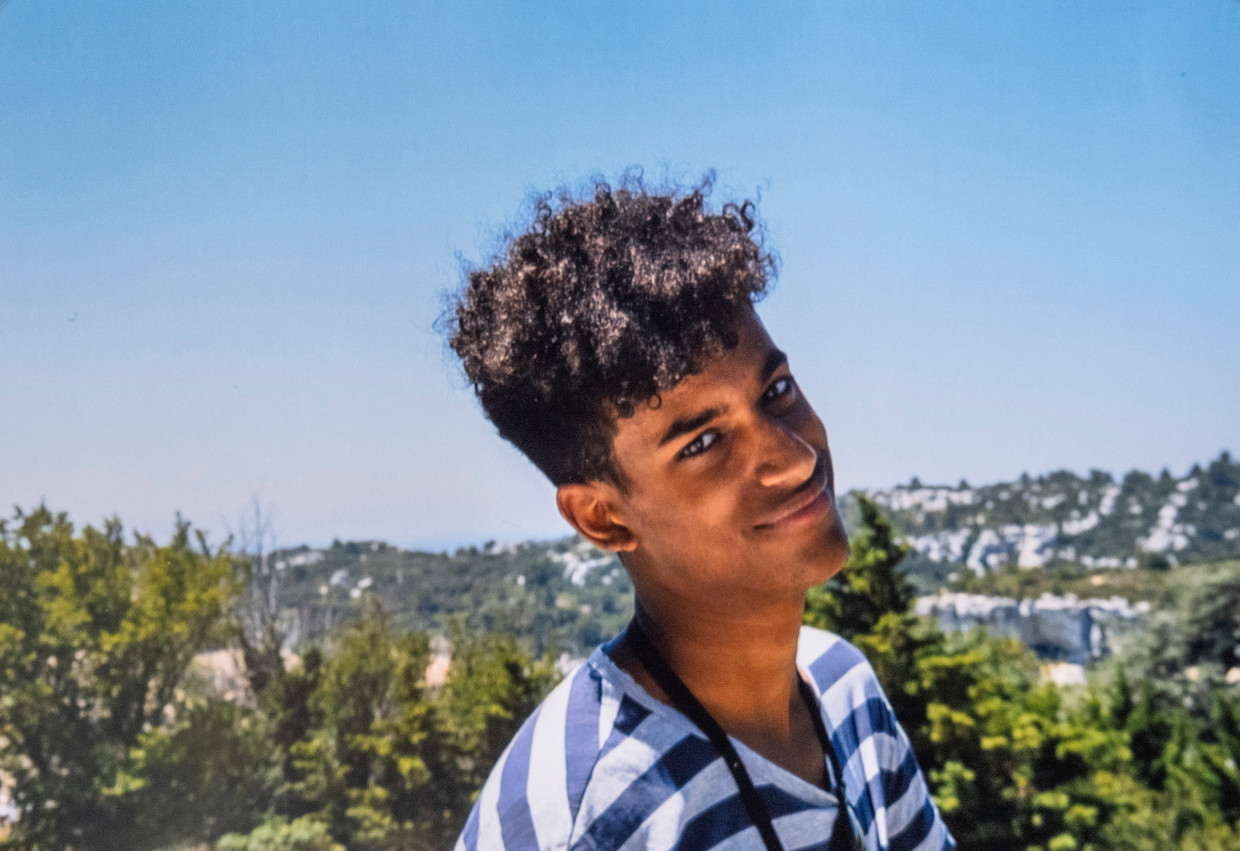 Papis Dia over Sanda: 'Hij zag nergens kwaad in, zelfs niet toen hij al 20 was. Vandaar dat hij met die Reuzegommers optrok: hij zag hun slechte bedoelingen niet.' Beeld RV