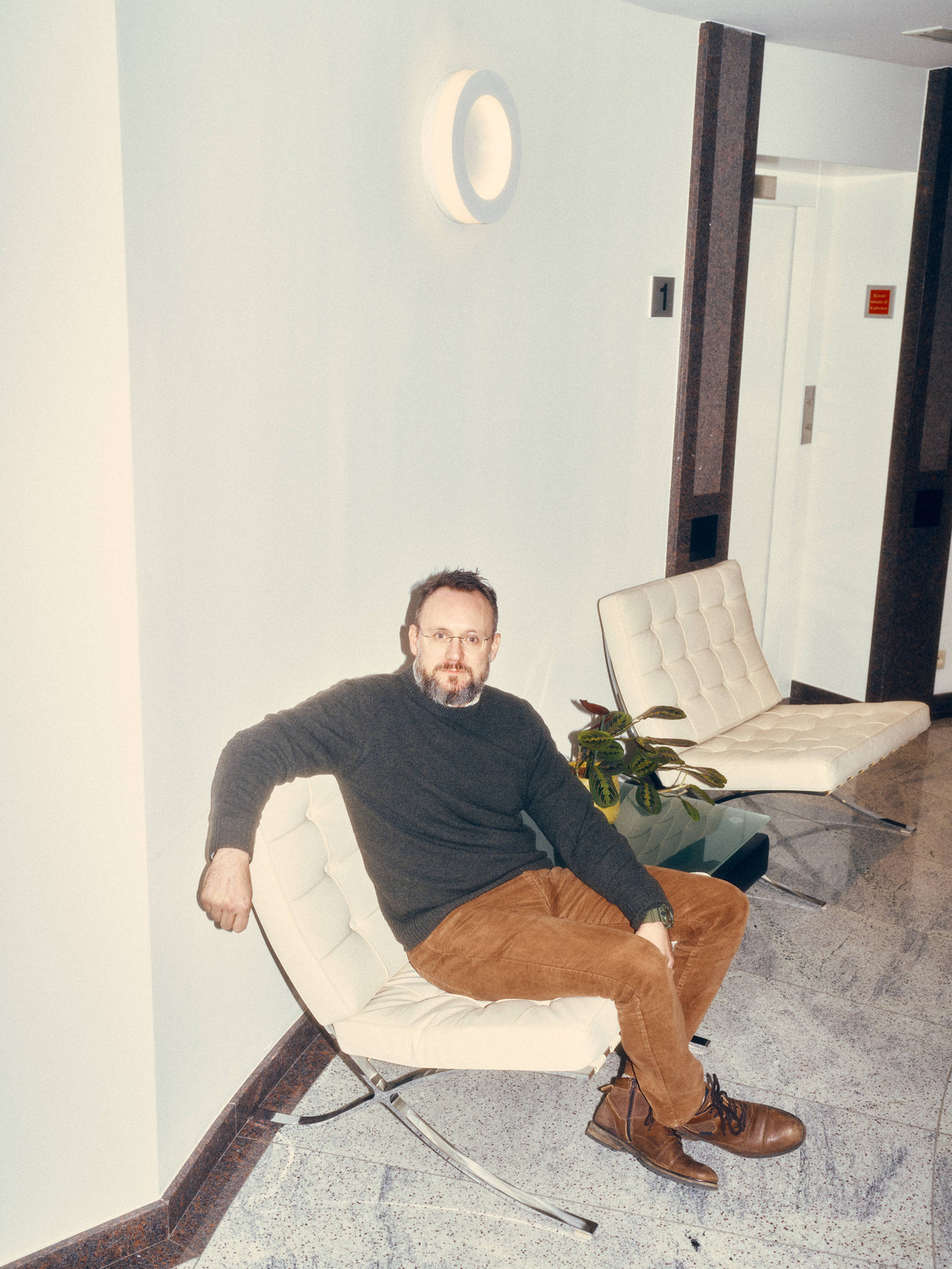 ‘De mens is morsig, en de politiek is plakkerig.’ Beeld Thomas Sweertvaegher