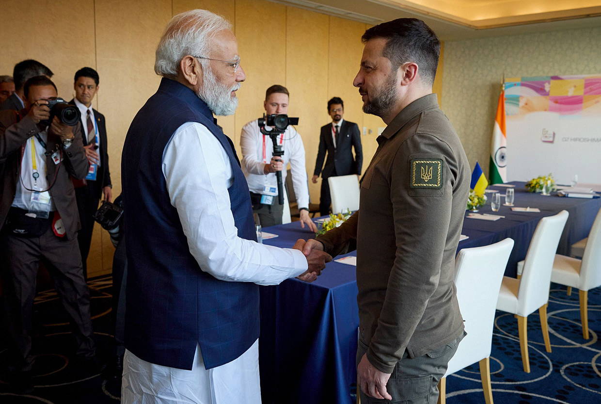 The meeting in Hiroshima between President Zelensky and Indian Prime Minister Modi.  AFP photo