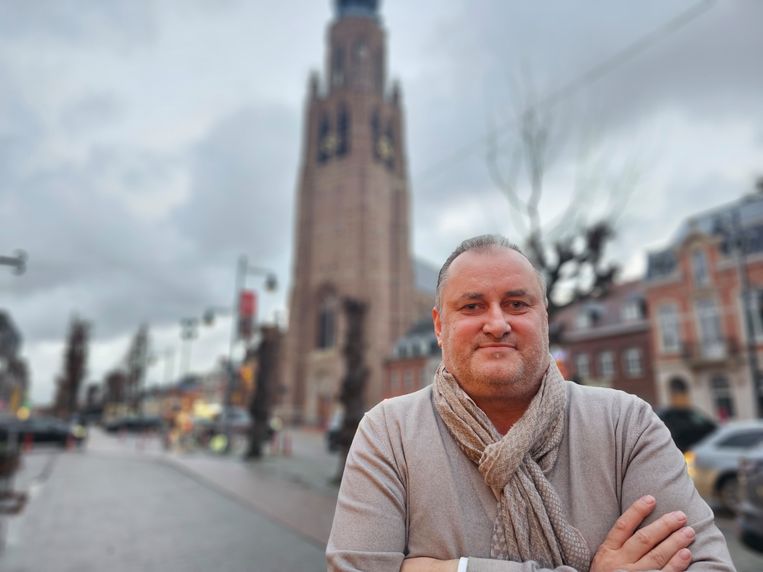 “Ostriche, champagne e una spaziosa area giochi.”