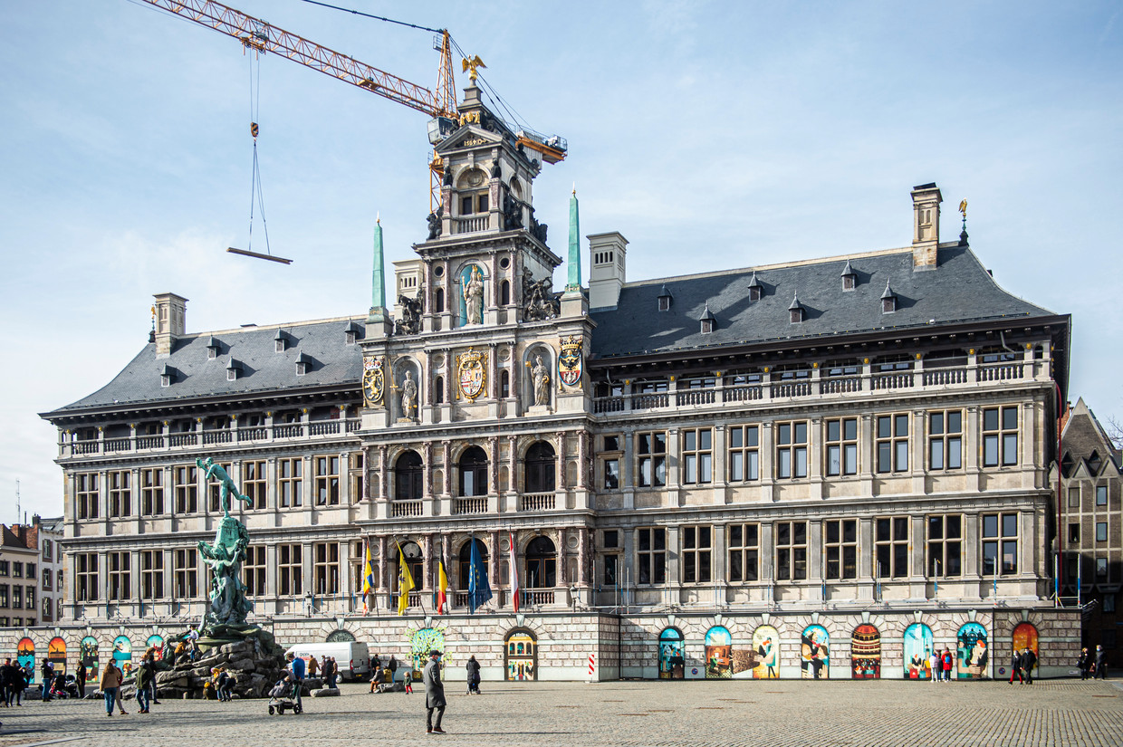 Antwerpse Ambtenaren Verplicht Op Integriteitscursus Staat Los Van 