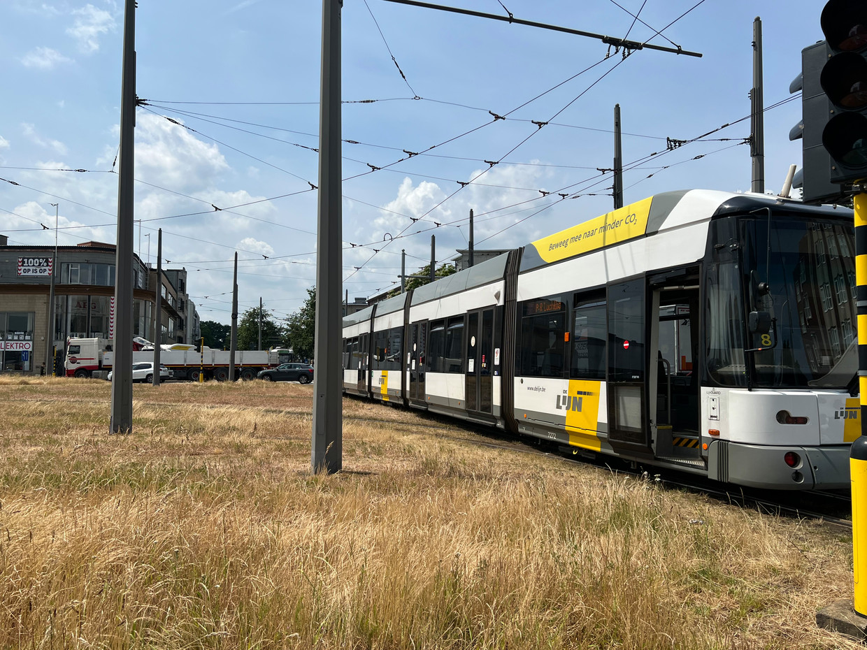 Tram traffic stopped in some places due to the outage.  Mark D. Roque's photo