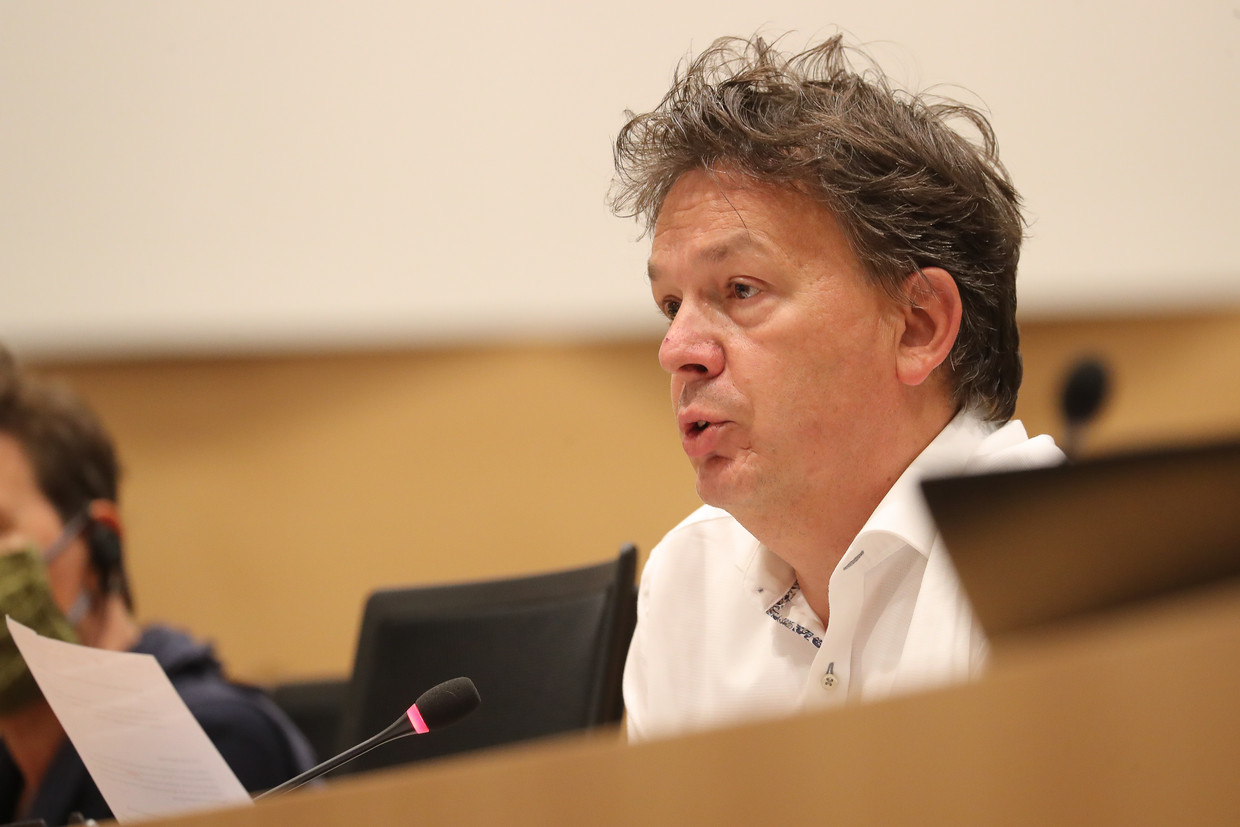 Groen-justitiespecialist Stefaan Van Hecke: 'In linkse kringen is de afkeuring voor de daden van de ­leden van Reuzegom erg groot. Maar de afgelopen dagen merkte ik in discussies met rechtse mensen krek dezelfde sentimenten op.' Beeld BELGA