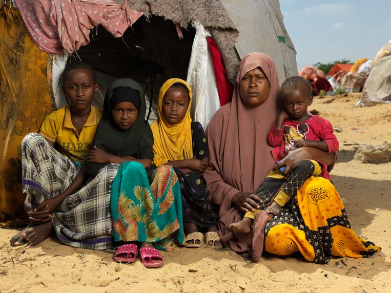 Bang afwachten in de kampen van Somalië, land van extremen | De Morgen