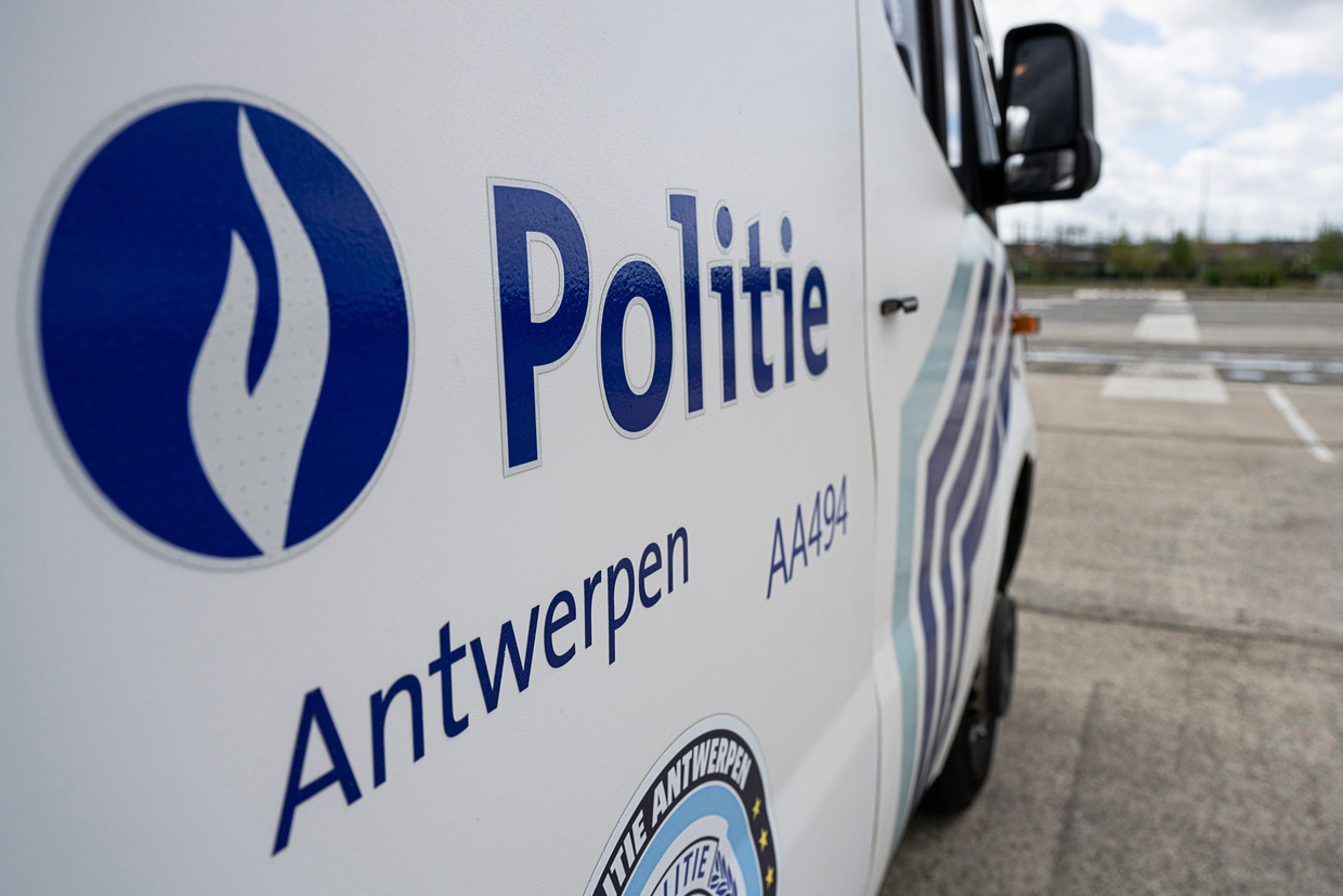 Politievakbond bevestigt drugsproblematiek bij Antwerpse politie: ‘Paar ...