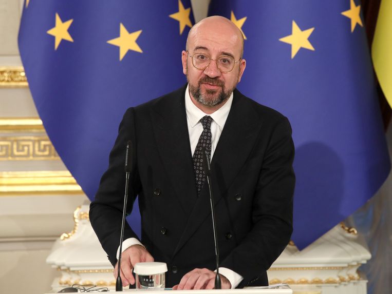 Ukraine.  Der Präsident des Europäischen Rates, Charles Michel, besucht Ungarn, um über Hilfe für die Ukraine zu sprechen. • Die finnisch-russische Grenze ist jetzt fast vollständig geschlossen