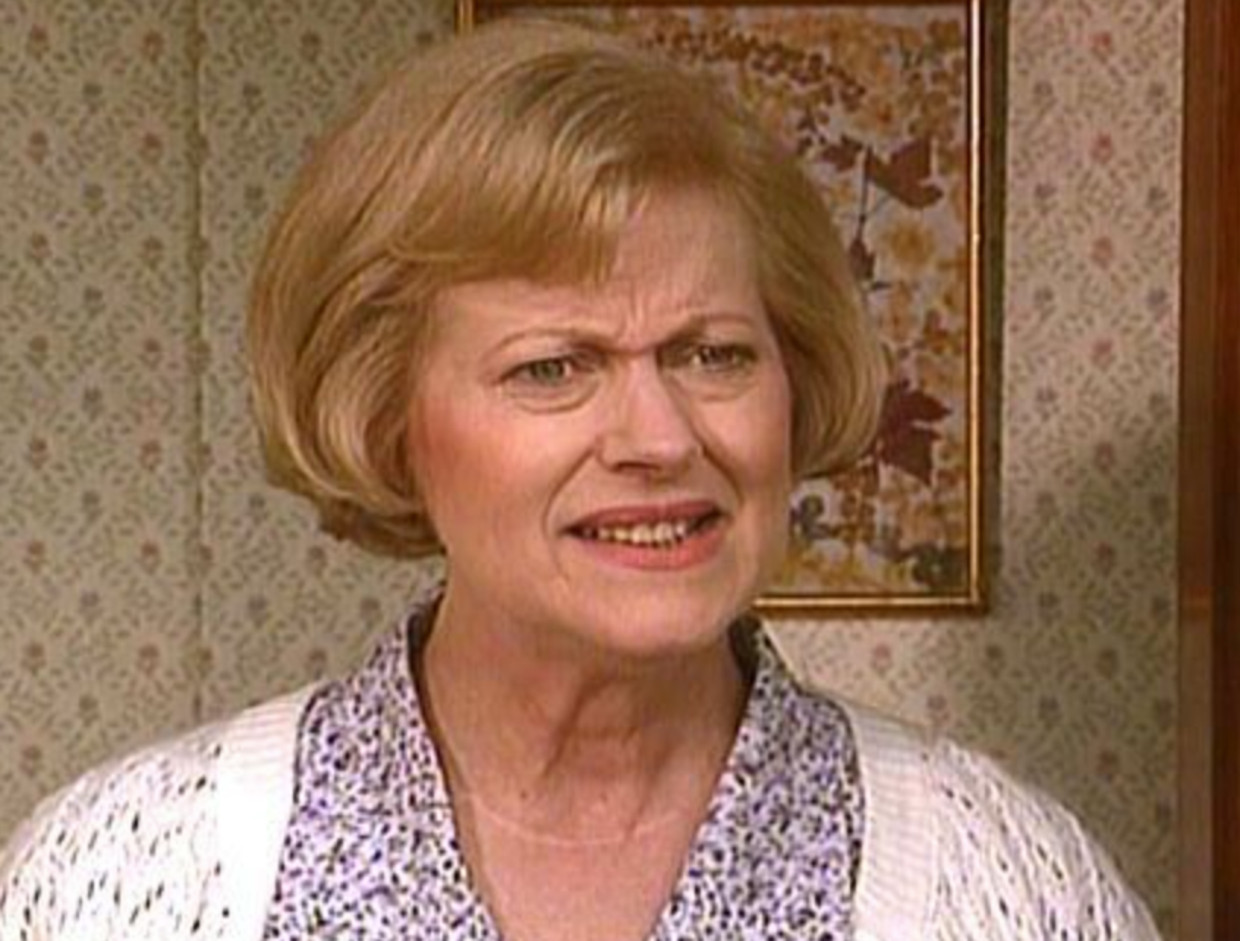 Britse actrice Josephine Tewson, bekend als buurvrouw in tvreeks
