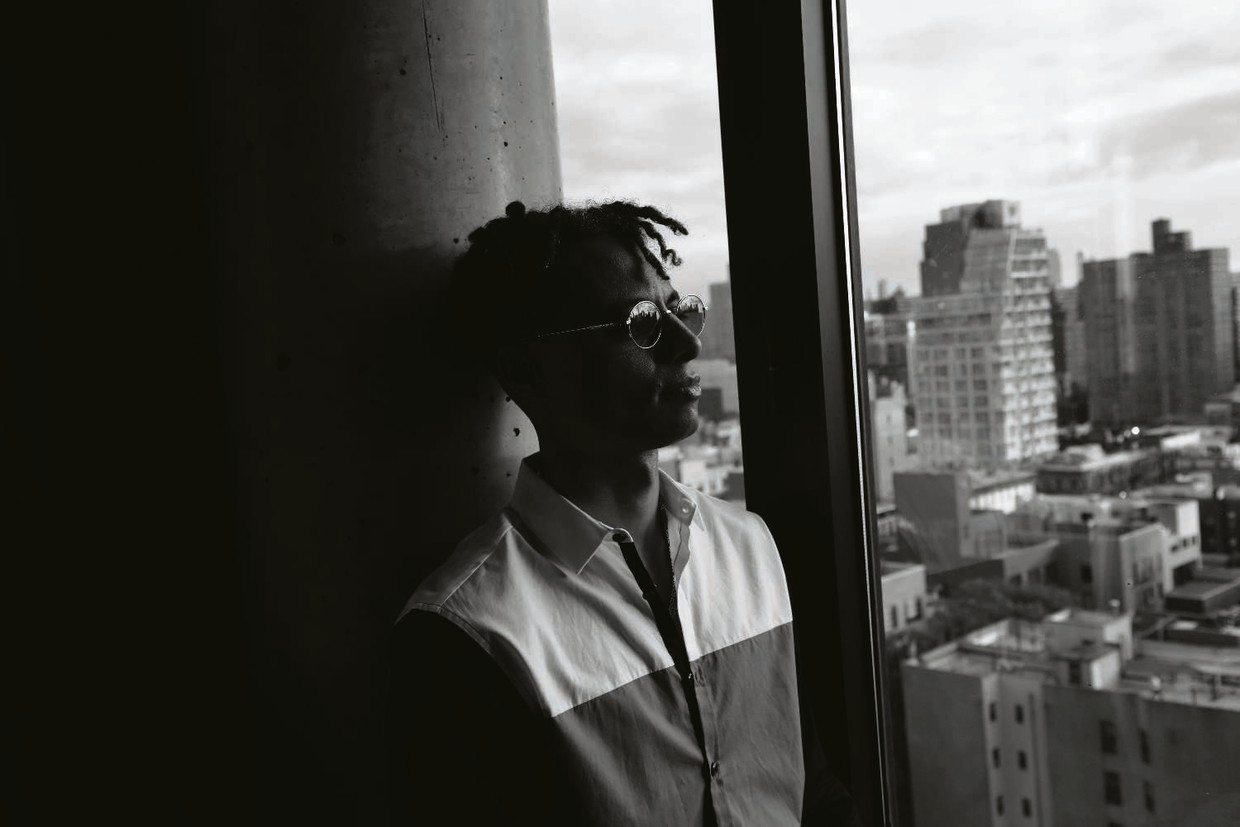 'Love in a Time of Madness' van José James is een fascinerend avontuurtje