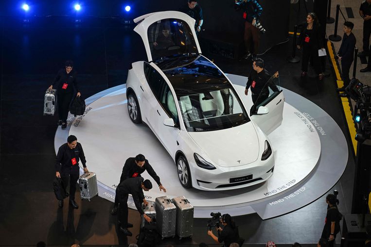 Tesla duikt met fikse korting onder limiet voor Vlaamse premie voor ...