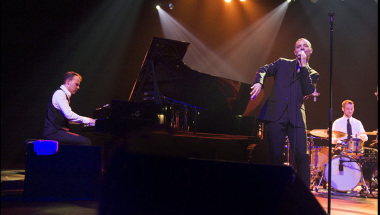 José James & Jef Neve For All We Know **** De