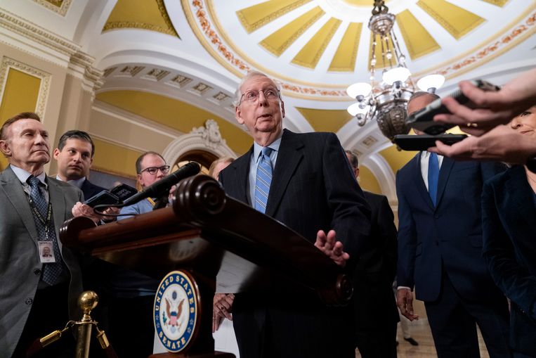 Republicans in the US Senate block aid to Ukraine, blaming Democrats