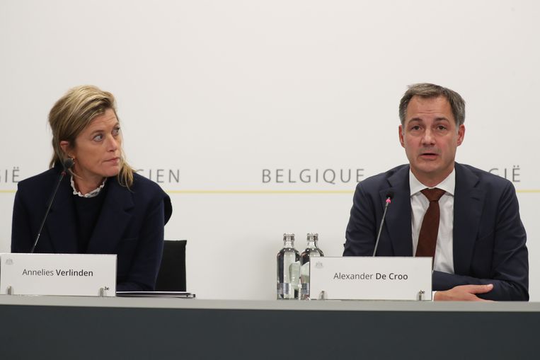 Angrep på Brussel.  Statsminister kunngjør en rekke nye tiltak etter atområdsmøte