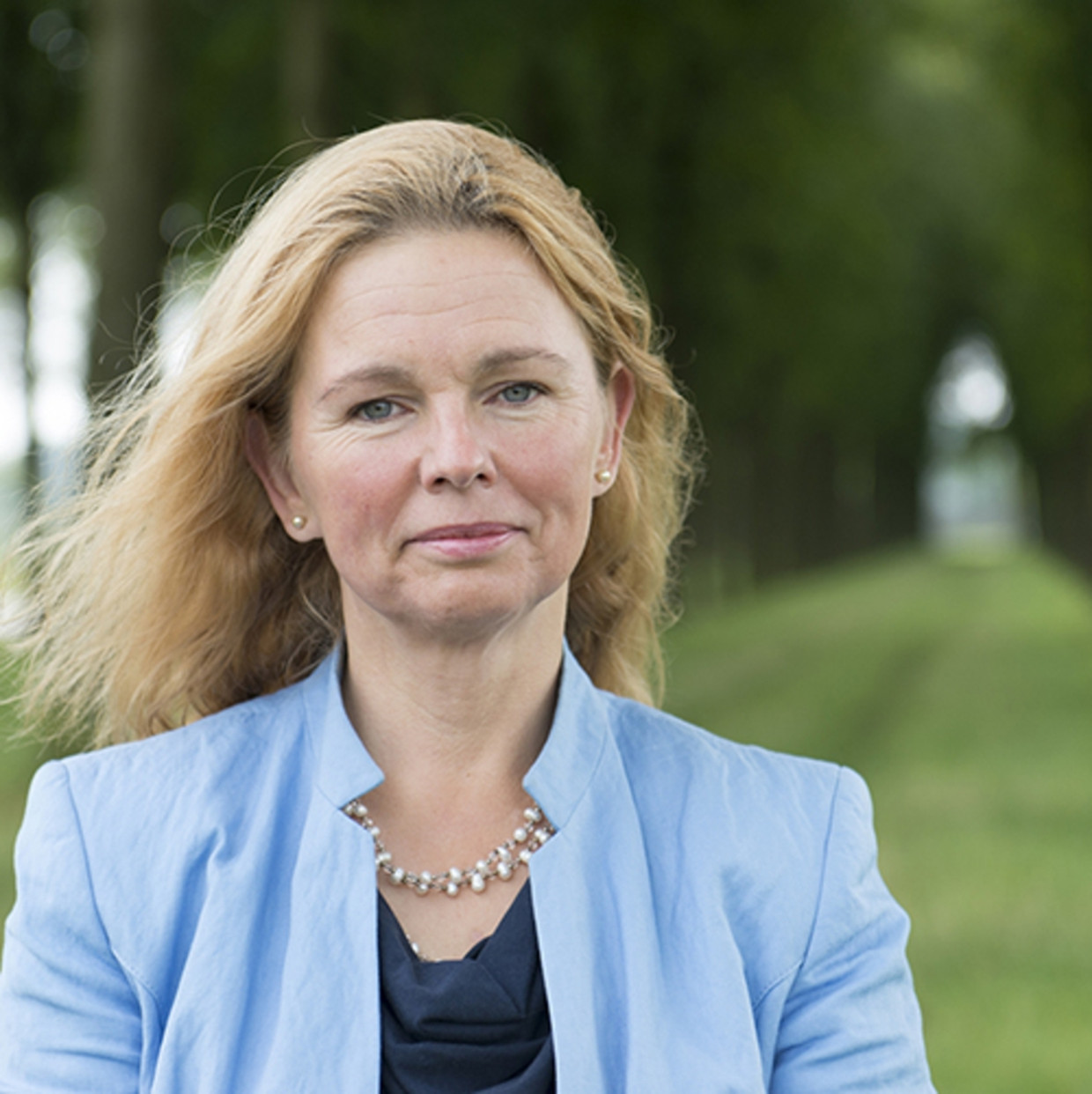 Nienke Endenburg: ‘Een overleden huisdier is geen kapotte koelkast die aan vervanging toe is. Als je uiteengaat met je partner is er toch ook niemand die zegt: ‘Misschien moet je straks al eens op een datingsite kijken?’’ Beeld rv