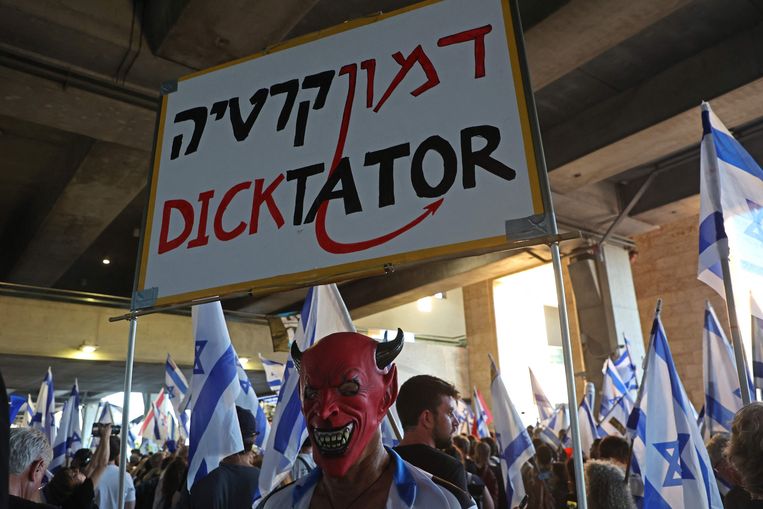 Netanyahu wants to move forward with reforms step by step