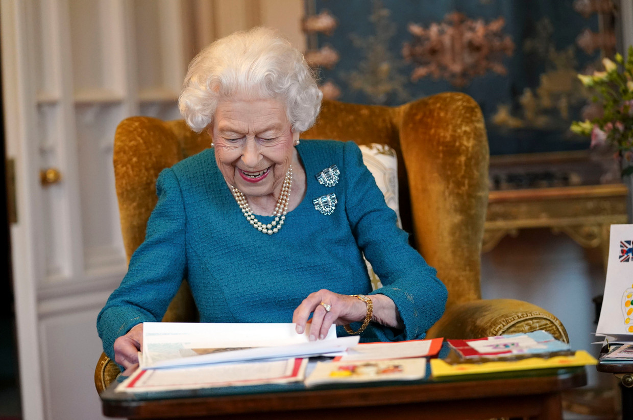 Queen Elizabeth II zit 70 jaar op Britse troon ‘Oprechte wens dat