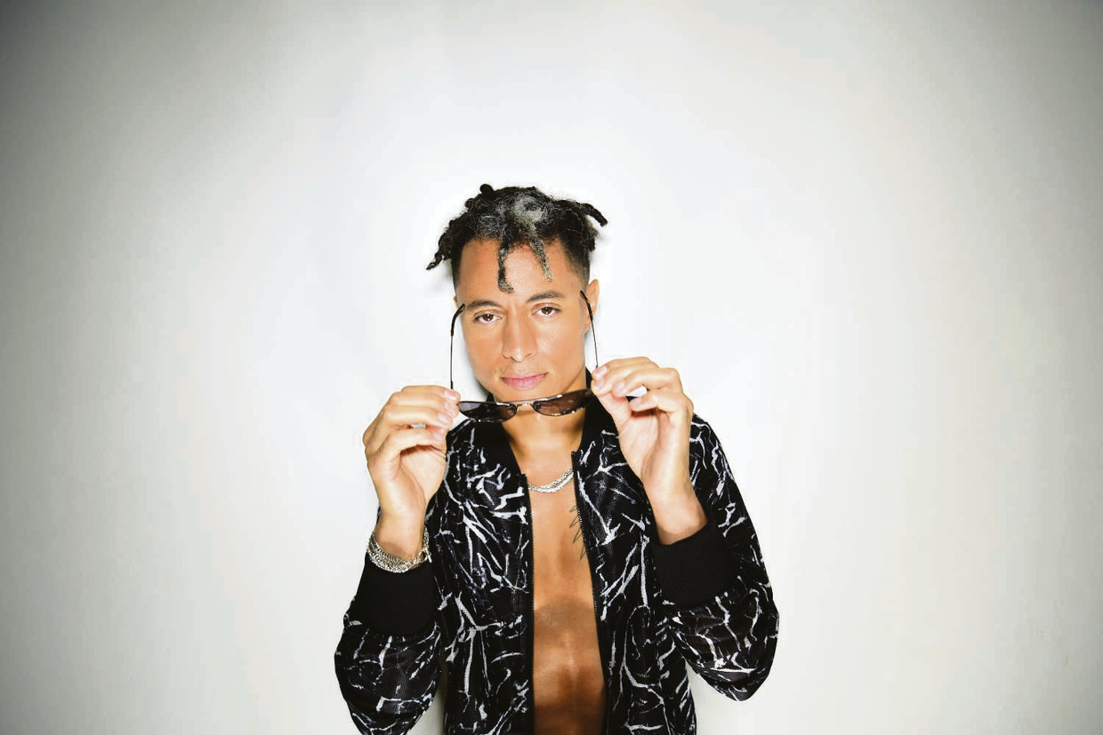 'Love in a Time of Madness' van José James is een fascinerend avontuurtje