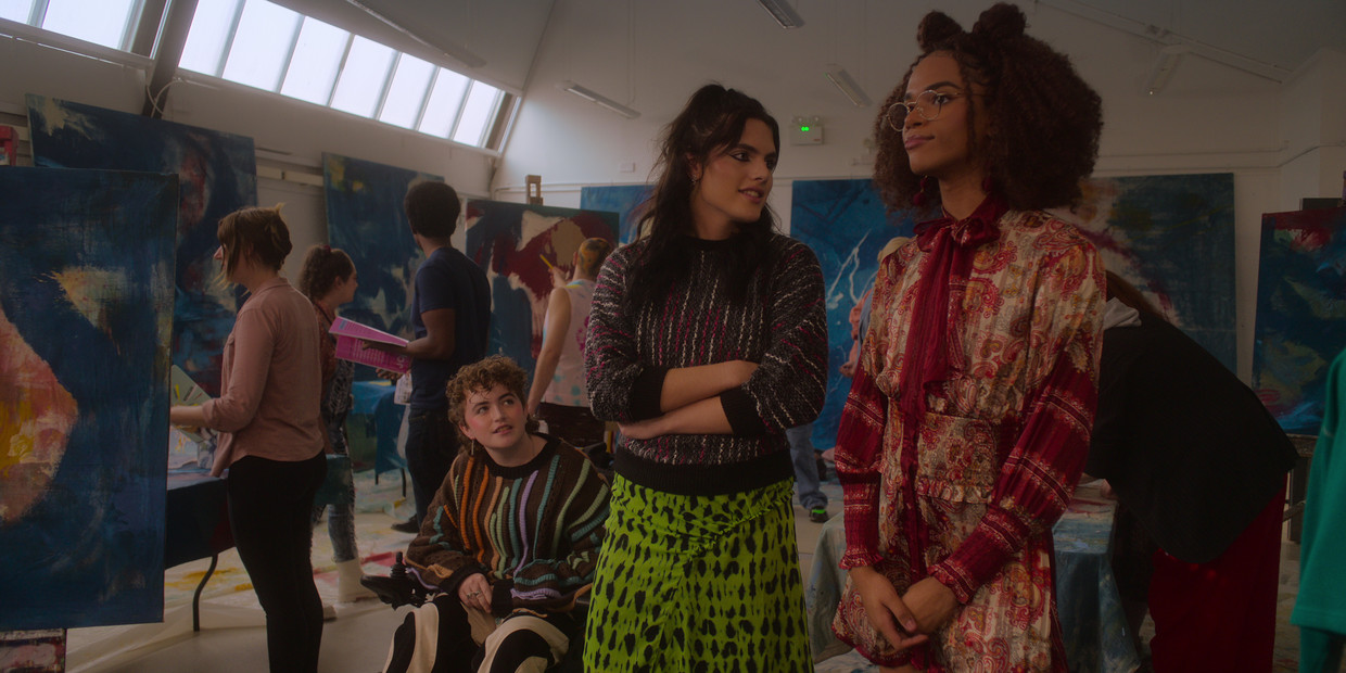 V.l.n.r.: Felix (Ash Self), Naomie (Bel Priestley) en Elle (Yasmin Finney). Beeld Netflix