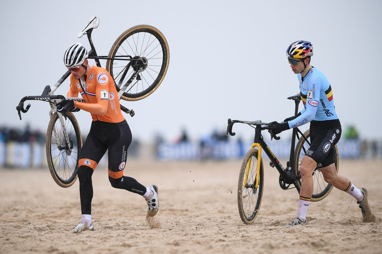 Mathieu van best sale der poel schoenen